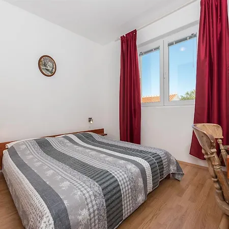Carmen Apartment