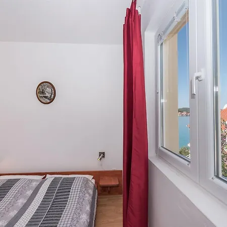 Carmen Apartment